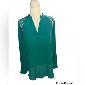 XHILIRATION Tunic lace Too